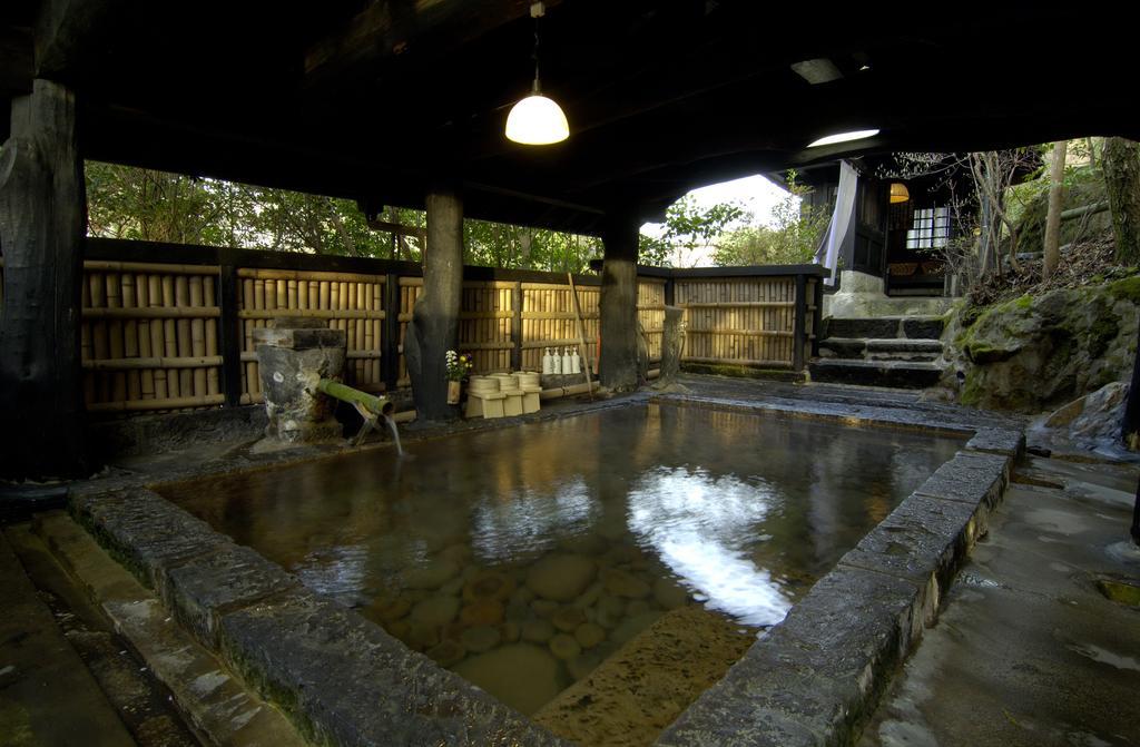 Kurokawa Onsen Yama No Yado Shinmeikan Ryokan 3*